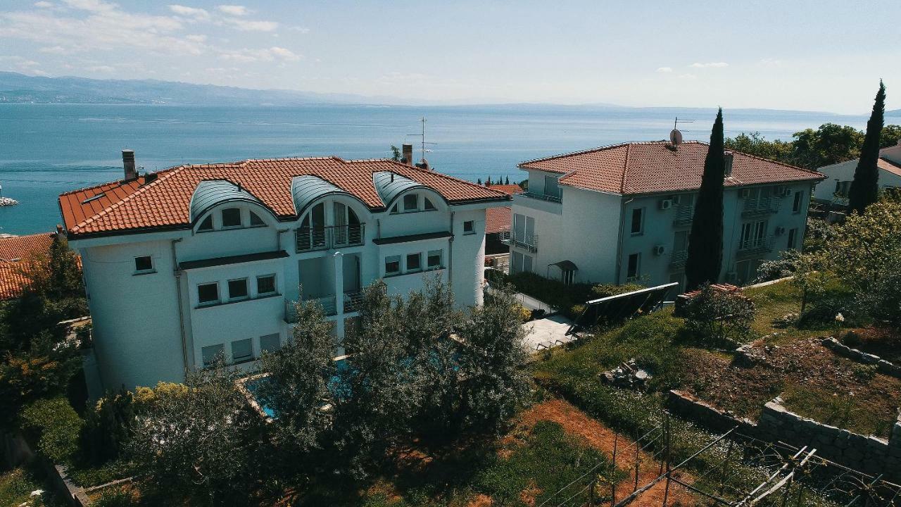 New Luxury Apartments Abbázia Kültér fotó